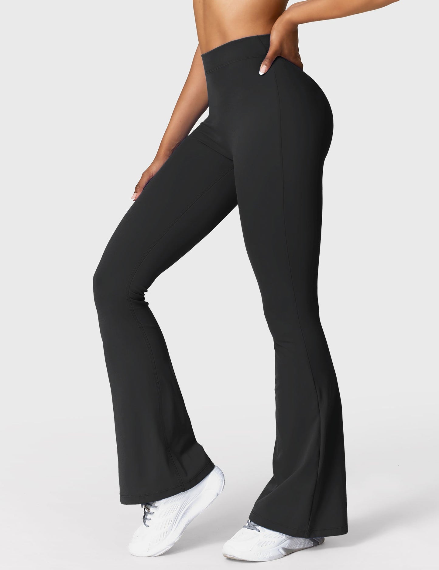 Yeoreo Daze V-back Flare Leggings