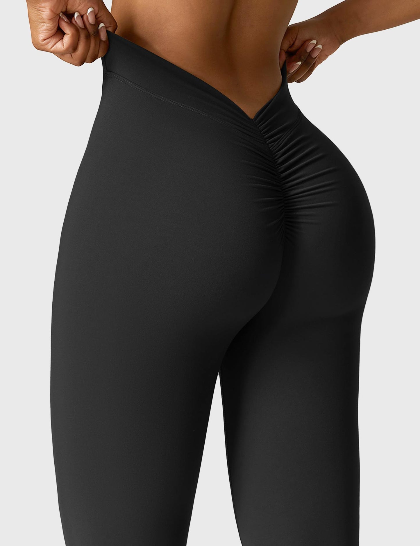 Yeoreo Daze V-back Flare Leggings