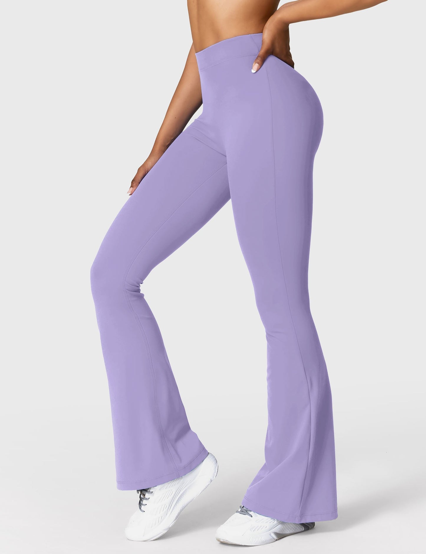 Yeoreo Daze V-back Flare Leggings